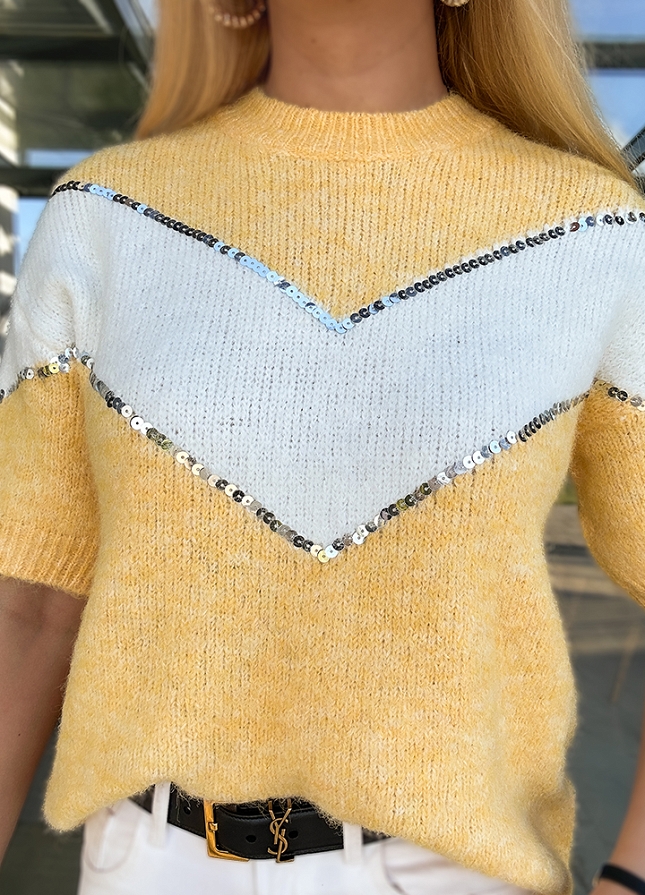 Sweter z krótkim rękawem zdobiony cekinami KANARKOWY - M784A