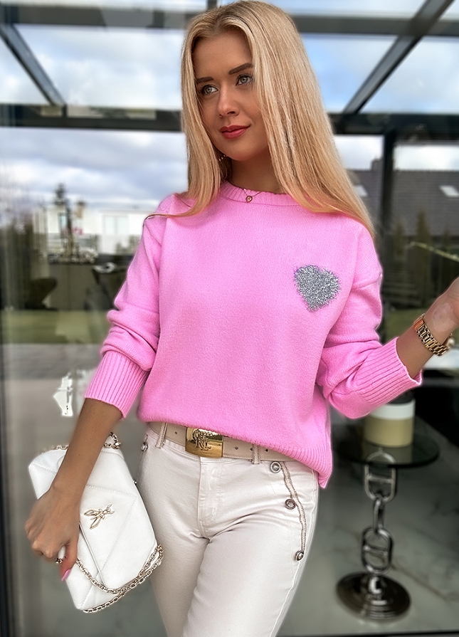 Różowy sweterek na wiosnę ze srebrnym serduszkiem - M741