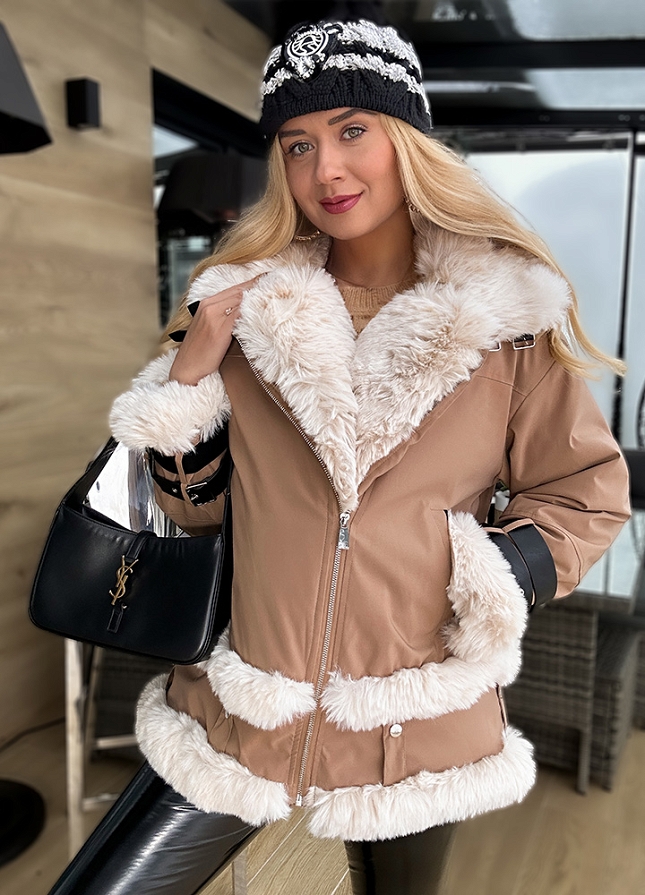 Modna krótka kurtka na zimę PARKA z jasnym futerkiem - M506