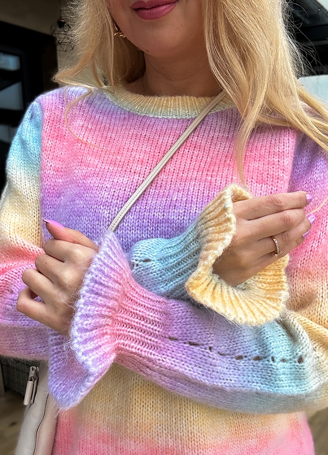 Bajeczny sweter multi kolor z falbankami na rękawach - M620
