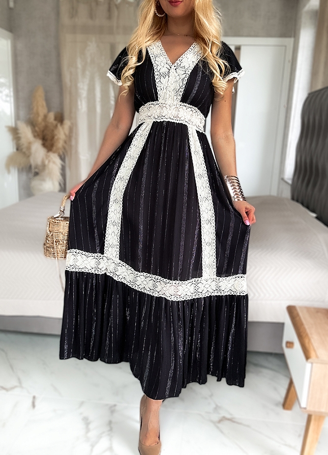 Maxi czarna sukienka PREMIUM z kontrastową koronką i srebrna nitką - N022