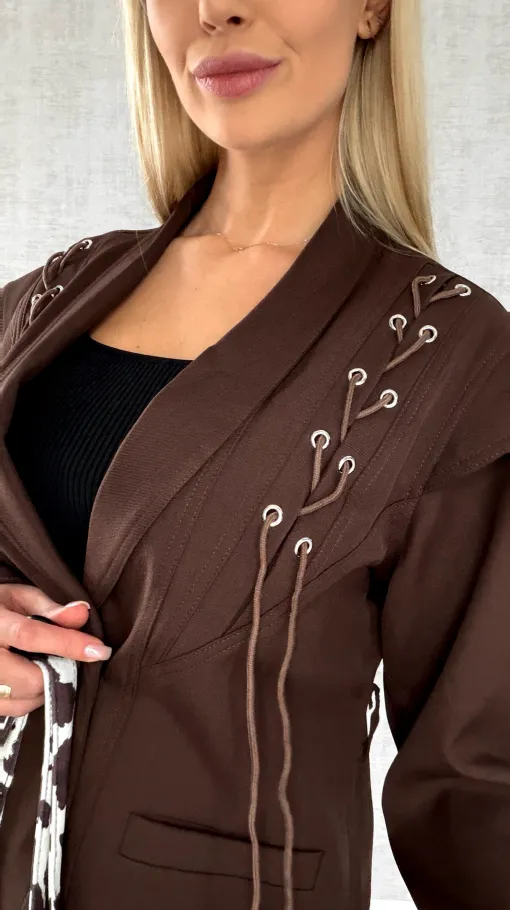Modna CZEKOLADOWA kurtka przejściowa z wiązaniami ONE SIZE - R489A