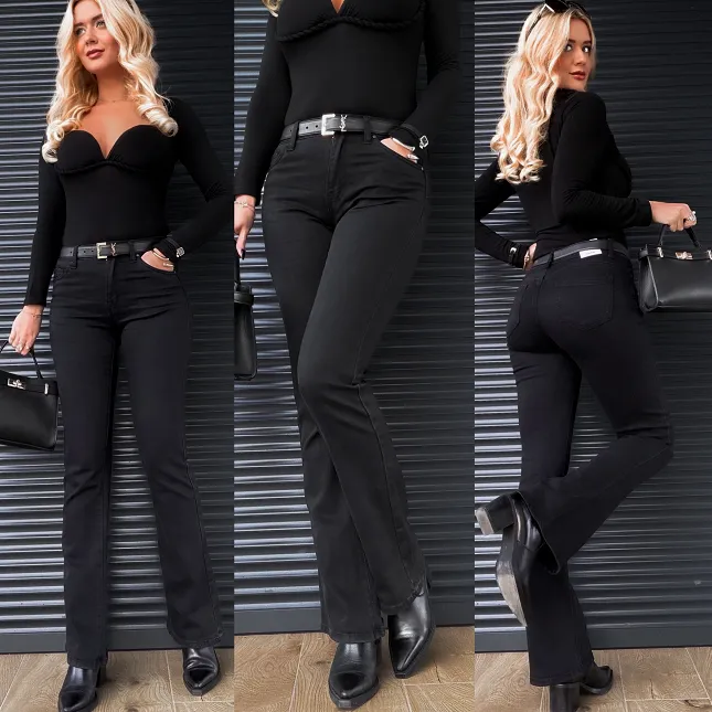 Czarne super elastyczne spodnie jeansowe PUSH UP efekt -5 kg - R245