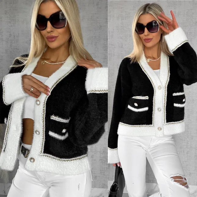 Elegancka czarna marynarka w stylu alpaki ONE SIZE - R552