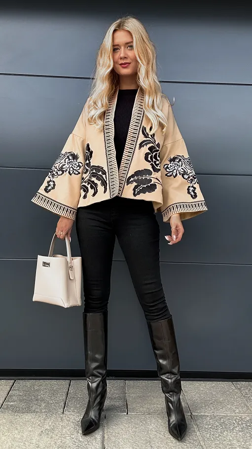 Oryginalna beżowa marynarka haftowana w stylu KIMONO - P968A