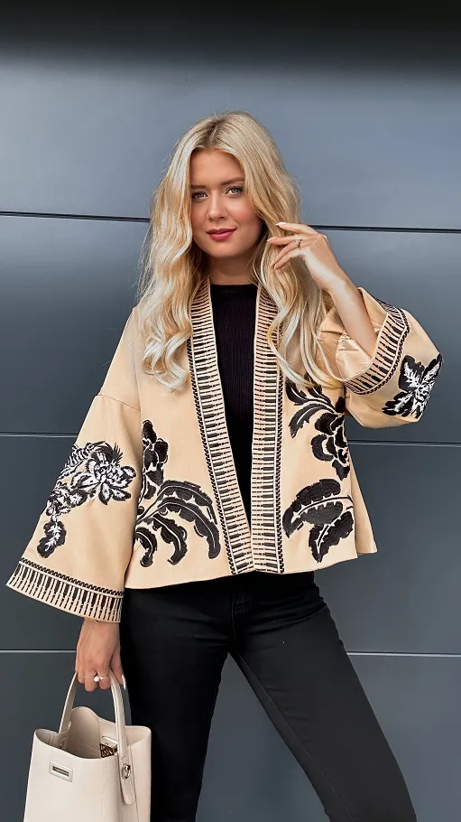 Oryginalna beżowa marynarka haftowana w stylu KIMONO - P968A