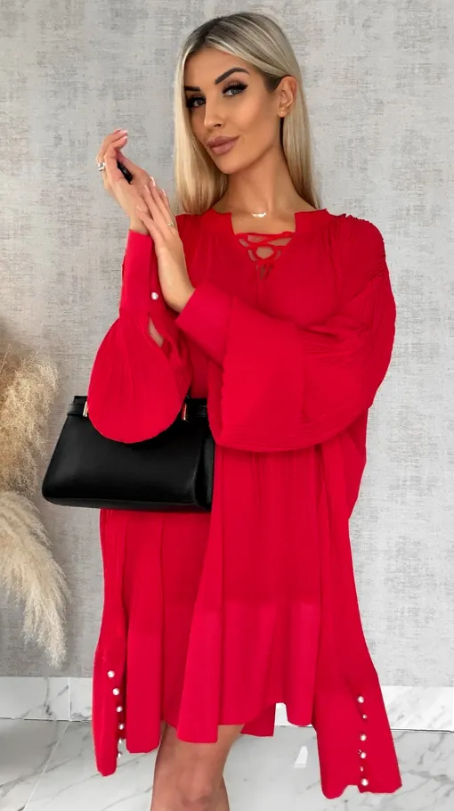 Luźna szeroka sukienka zdobiona perełkami z plisowaniem ONE SIZE czerwona - R507
