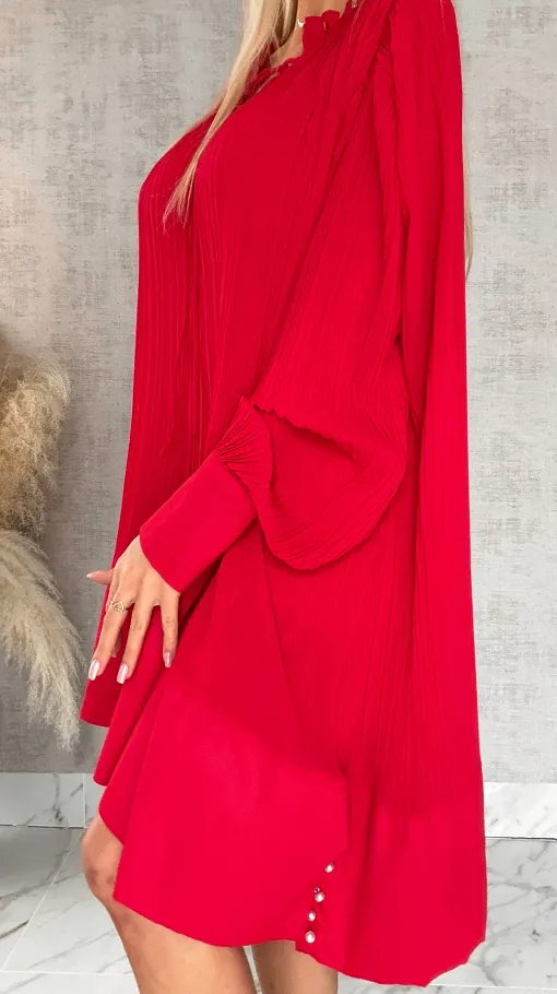 Luźna szeroka sukienka zdobiona perełkami z plisowaniem ONE SIZE czerwona - R507