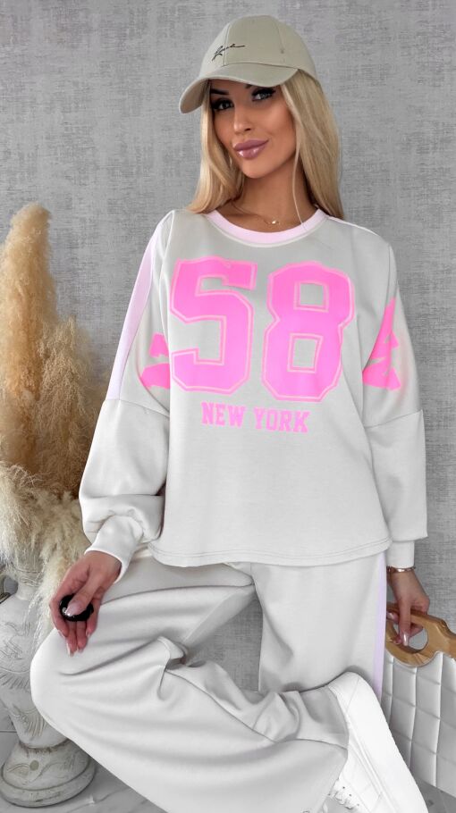 Beżowy komplet dresowy NEW YORK one size - R669