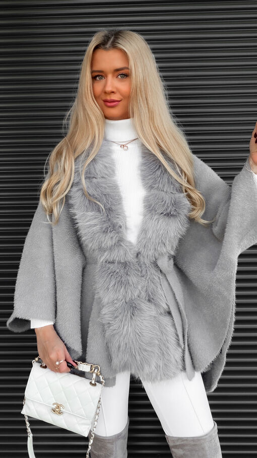 Oryginalne szare ponczo w stylu ALPAKI z futerkiem ONE SIZE - S534A