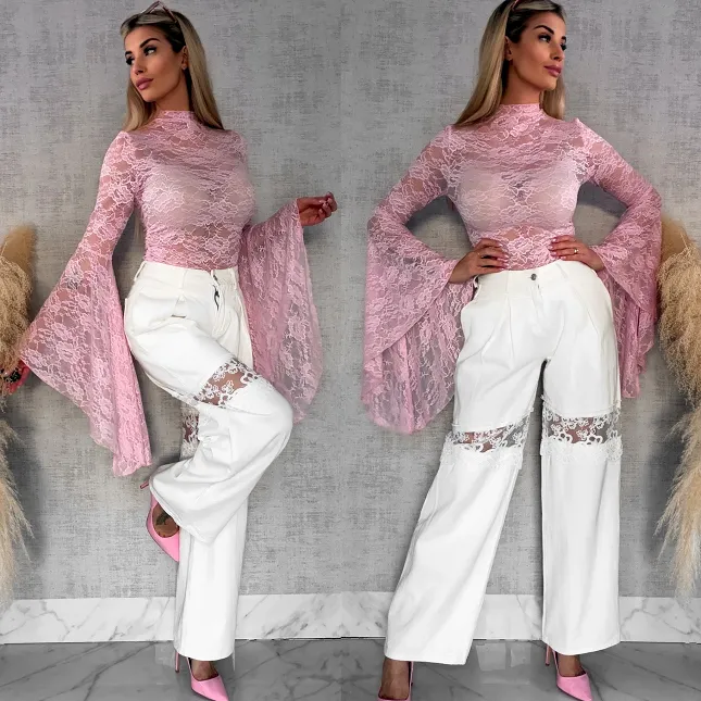 Różowa koronkowa bluzka z modnymi szerokimi rękawami ONE SIZE - R682A