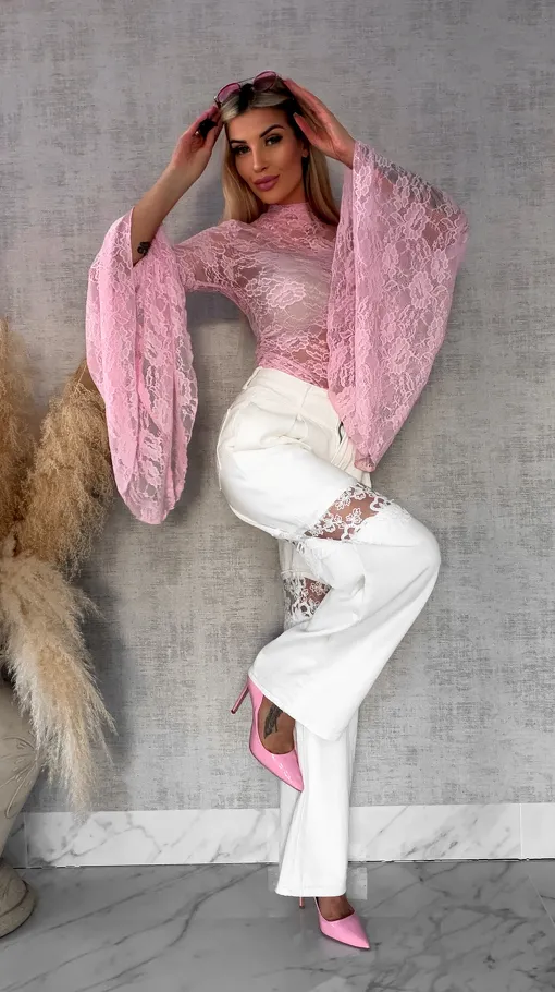 Różowa koronkowa bluzka z modnymi szerokimi rękawami ONE SIZE - R682A