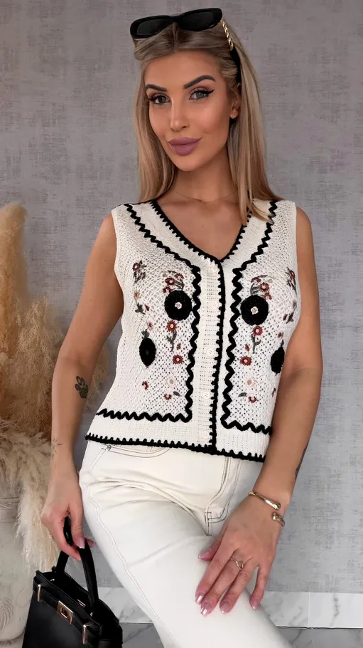 Ażurowa szydełkowa kamizelka zapinana na guziki ONE SIZE haftowana - R748