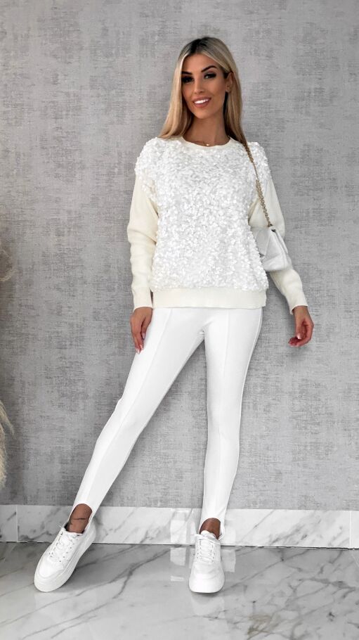 Wiosenny sweter z wiskozy zdobiony cekinami ONE SIZE ecru - R580