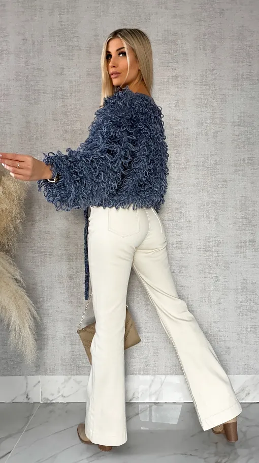 Modowy wiązany sweter MOP kolor blue jeans ONE SIZE - R569