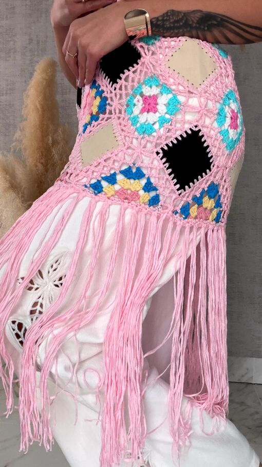 Oryginalna różowa narzutka BOHO kamizelka z frędzlami ONE SIZE - R701C