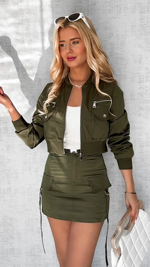 Stylowy zielony komplet MILITARY kurtka + spódnico-spodenki - P587