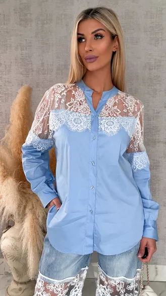 Bawełniana koszula z koronkowym dekoltem ONE SIZE blue - R684A