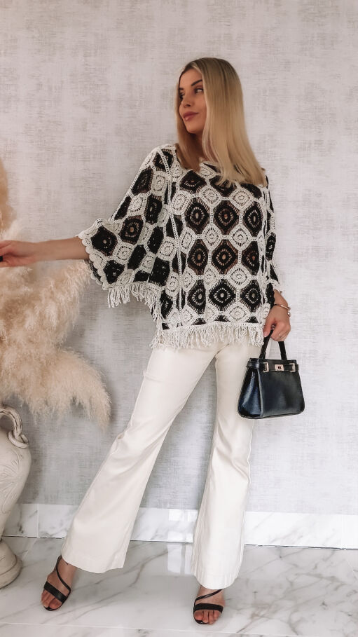 Szydełkowy sweter nietoperz z frędzlami ONE SIZE ecru + czarny - R928