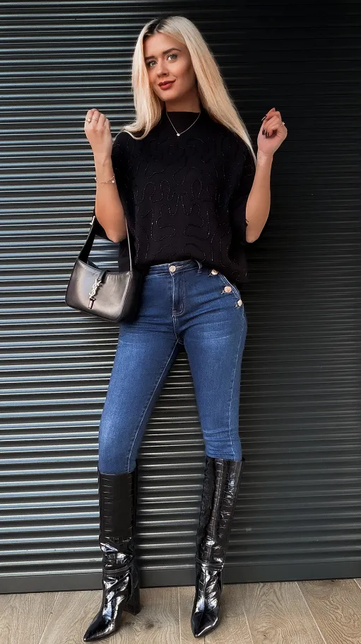 Luźny sweter półgolf w kolorze CZARNYM z koralikami - R329A