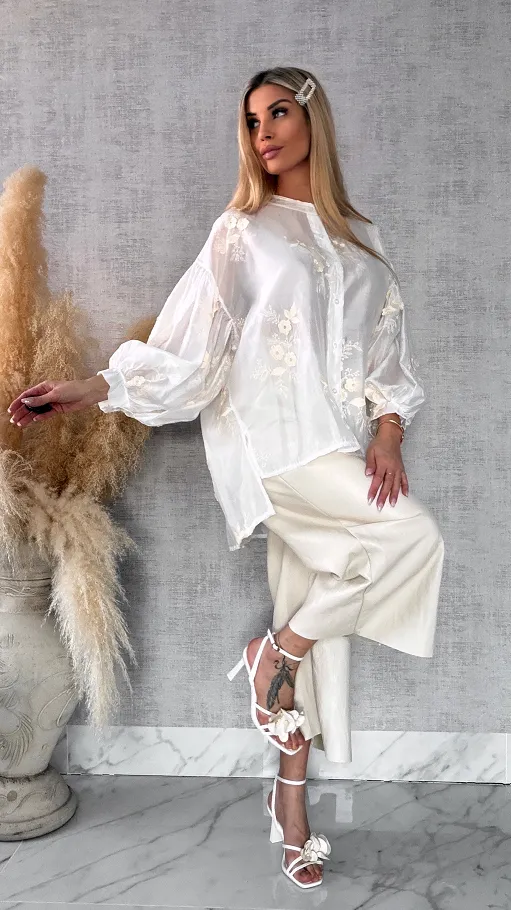 Asymetryczna koszula mgiełka w haftowane kwiaty ONE SIZE - R454