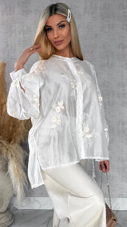 Asymetryczna koszula mgiełka w haftowane kwiaty ONE SIZE - R454