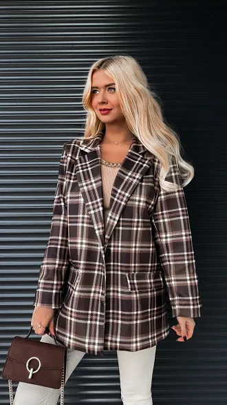 Modna luźna marynarka w brązową kratę OVERSIZE - R285