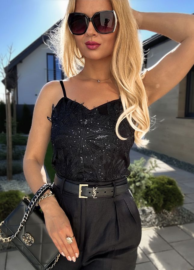 Ekskluzywny czarny TOP zdobiony cekinami - L796B