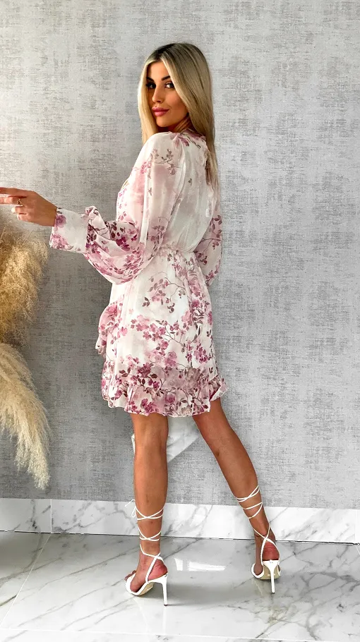 Wiosenna sukienka w różowe kwiaty z kopertowym dekoltem ONE SIZE - R522