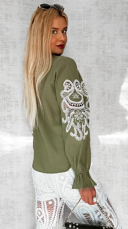 Bawełniana koszula khaki haftowana i ażurowa ONE SIZE - P493A