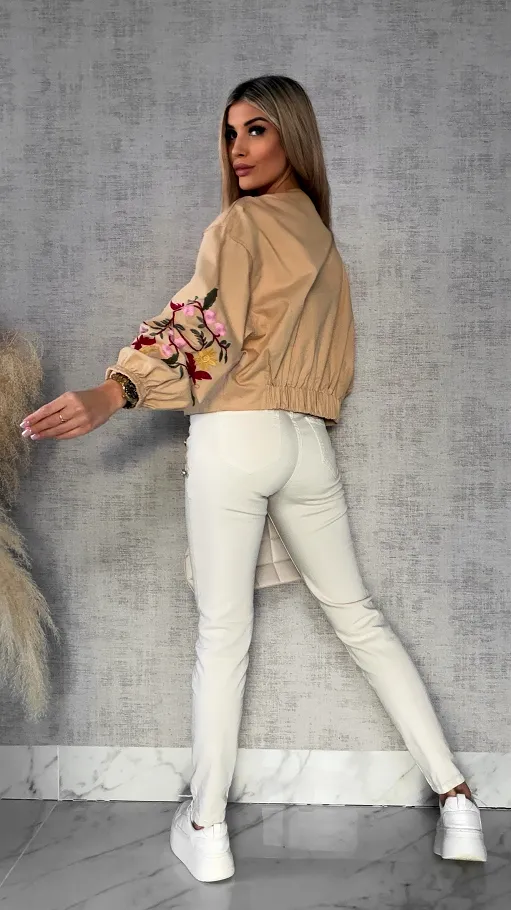 Wiosenna beżowy kurtka z kolorowymi haftowanymi kwiatami ONE SIZE - R591