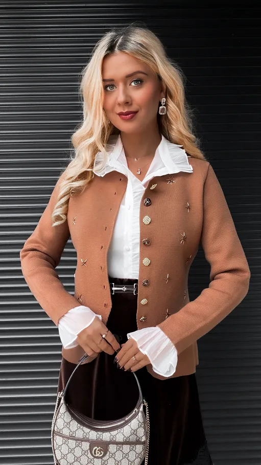 Elegancki dzianinowy sweter w gwiazdki ONE SIZE beżowy - R373