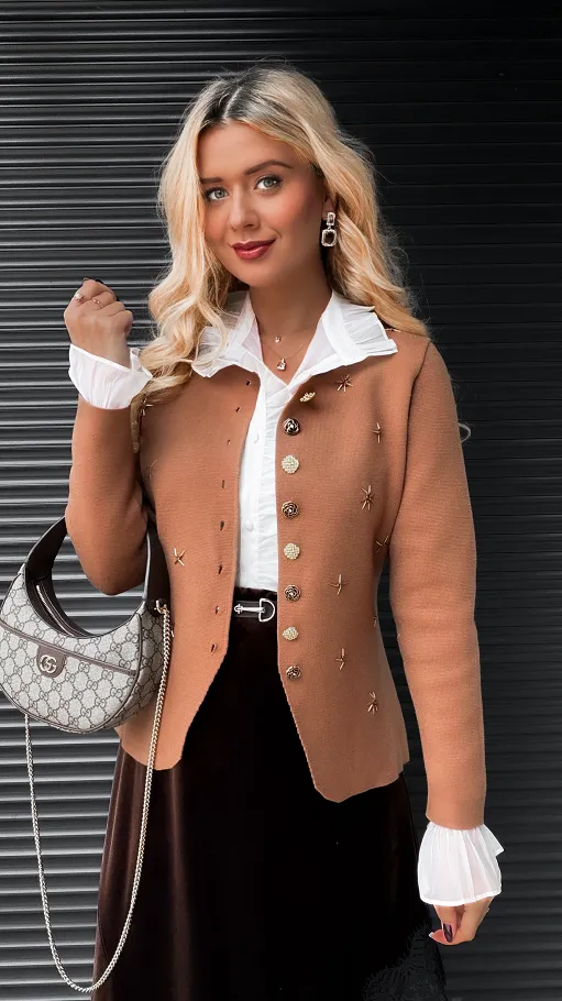 Elegancki dzianinowy sweter w gwiazdki ONE SIZE beżowy - R373