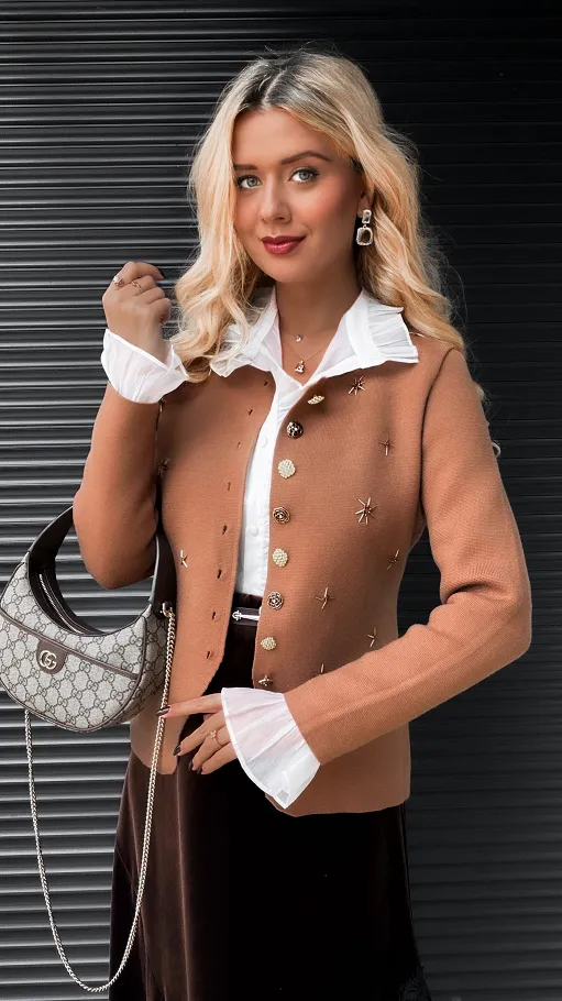 Elegancki dzianinowy sweter w gwiazdki ONE SIZE beżowy - R373