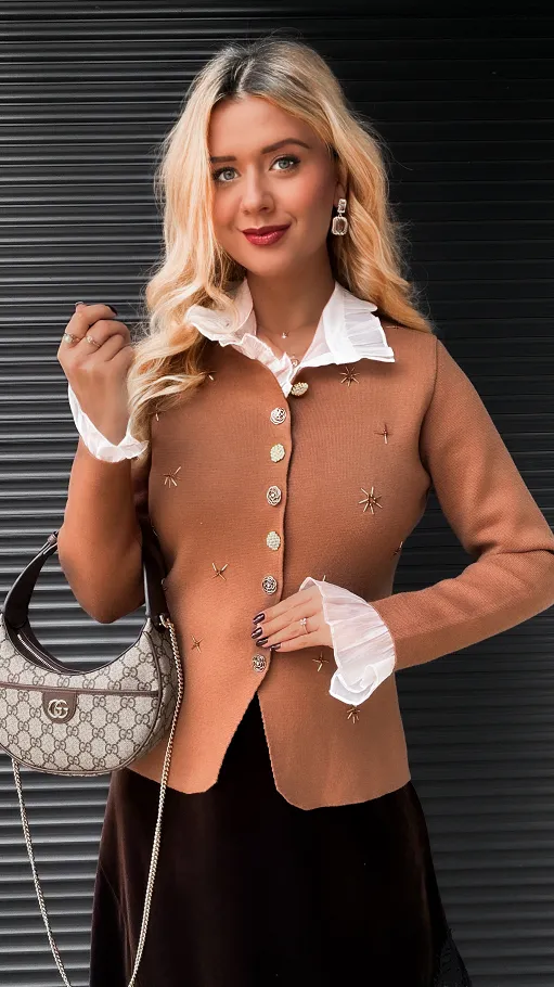 Elegancki dzianinowy sweter w gwiazdki ONE SIZE beżowy - R373