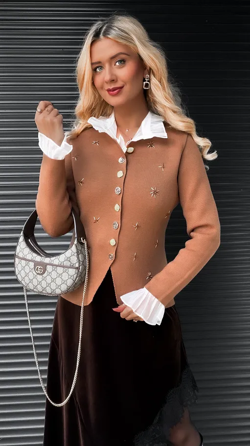 Elegancki dzianinowy sweter w gwiazdki ONE SIZE beżowy - R373