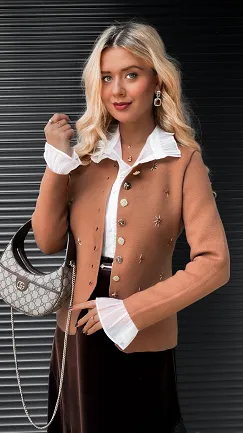 Elegancki dzianinowy sweter w gwiazdki ONE SIZE beżowy - R373