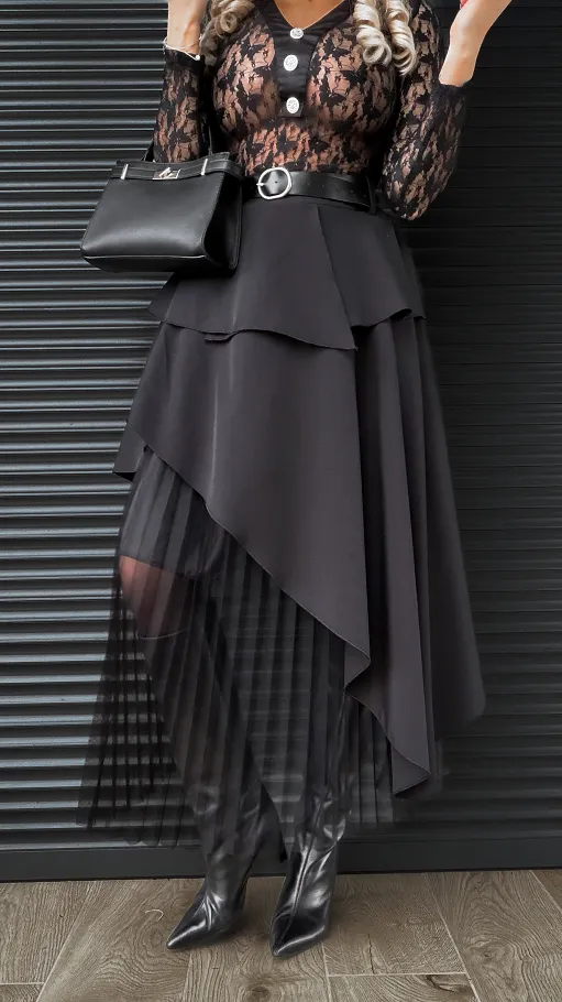 Asymetryczna elegancka spódnica zdobiona tiulem ONE SIZE - R302