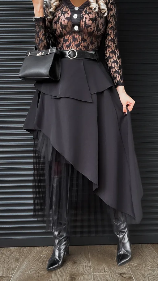 Asymetryczna elegancka spódnica zdobiona tiulem ONE SIZE - R302