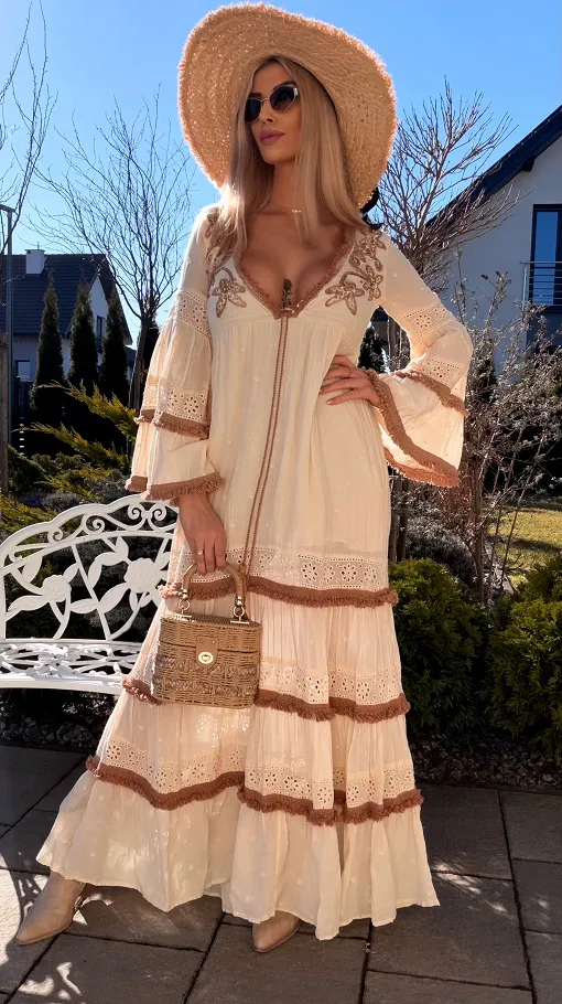 Bawełniana MAXI sukienka w stylu BOHO w kolorze ecru - R768