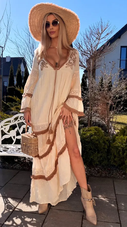 Bawełniana MAXI sukienka w stylu BOHO w kolorze ecru - R768
