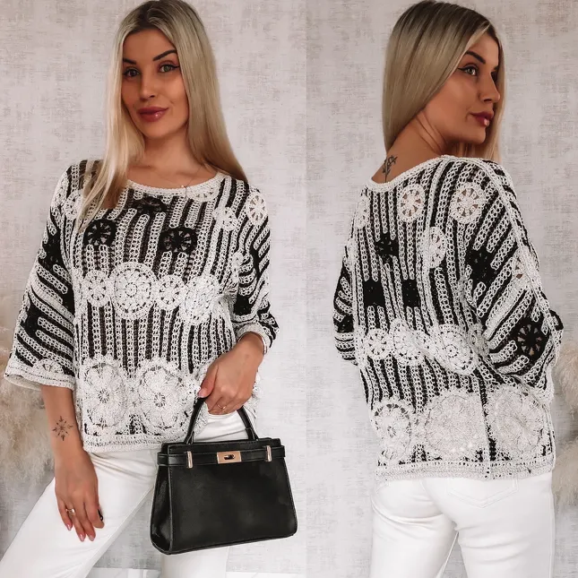 Ażurowy wiosenny sweter z bawełny ONE SIZE ecru z czarnym - R929