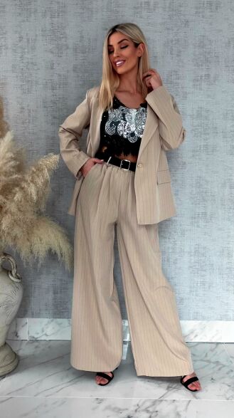 Wiosenny beżowy komplet w delikatne paski marynarka + spodnie ONE SIZE - R958