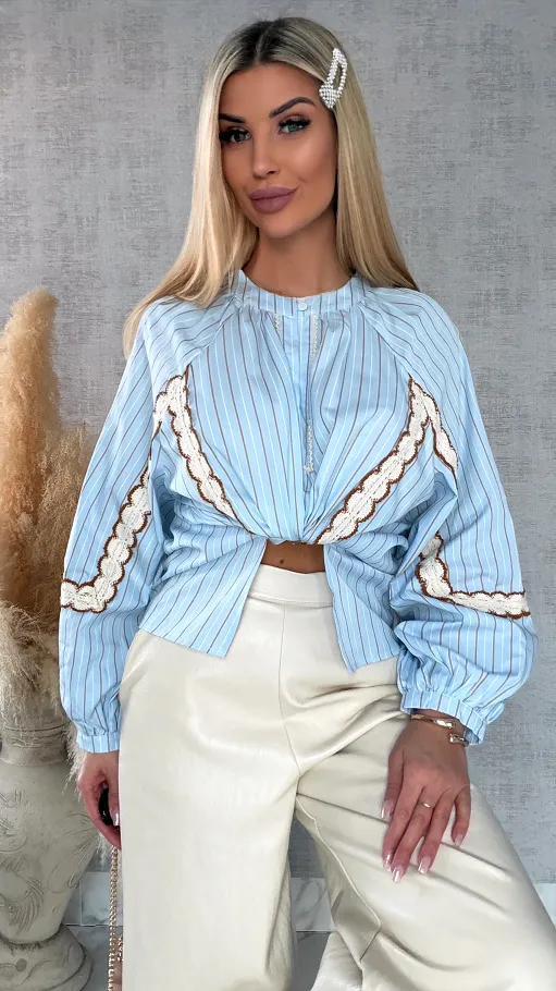 Asymetryczna bluzka koszulowa BOHO w paski zdobiona koronką ONE SIZE - R592