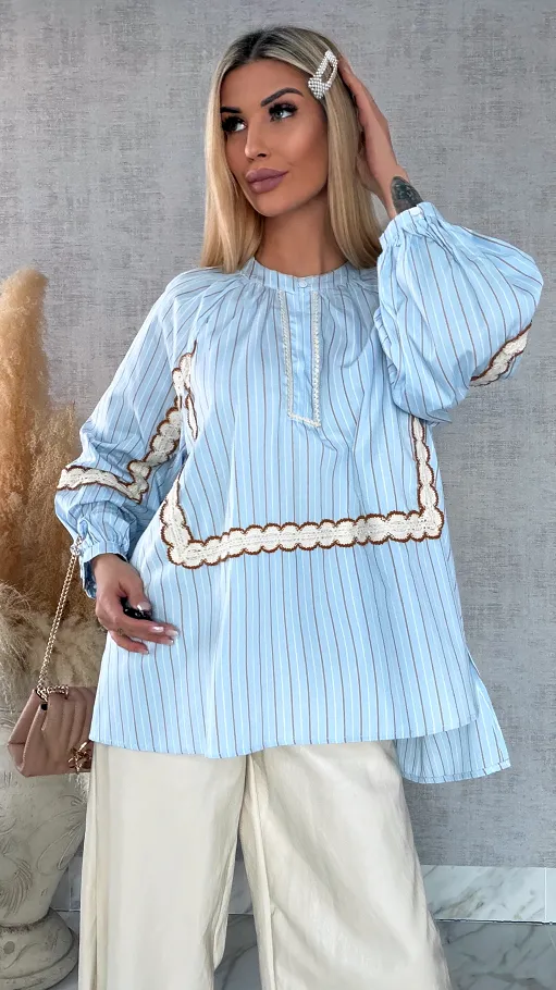 Asymetryczna bluzka koszulowa BOHO w paski zdobiona koronką ONE SIZE - R592
