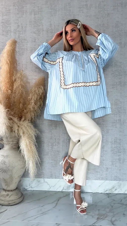 Asymetryczna bluzka koszulowa BOHO w paski zdobiona koronką ONE SIZE - R592