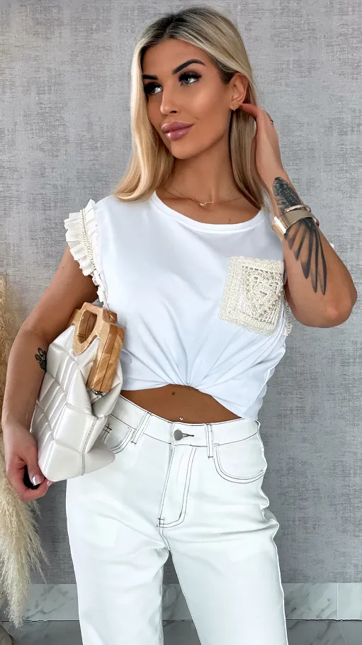 Biała bawełniana bluzka T-SHIRT zdobiona w stylu boho - R610