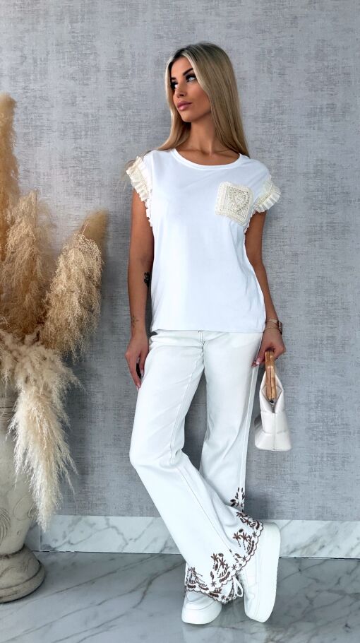 Biała bawełniana bluzka T-SHIRT zdobiona w stylu boho - R610