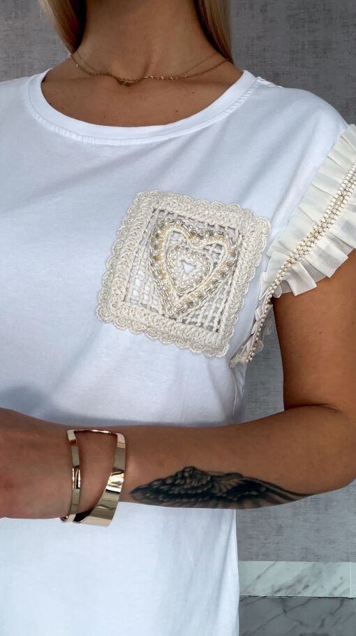 Biała bawełniana bluzka T-SHIRT zdobiona w stylu boho - R610