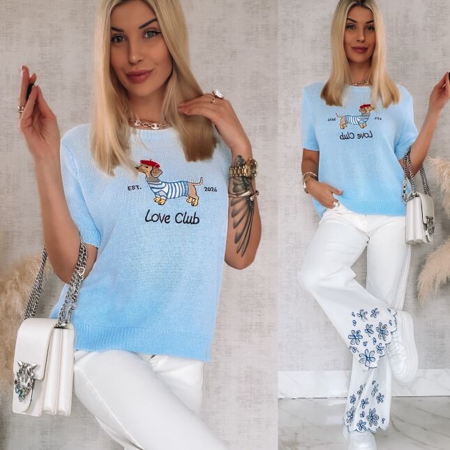 Oryginalny sweter z haftowanym jamnikiem i krótkimi rękawami ONE SIZE niebieski - R856A